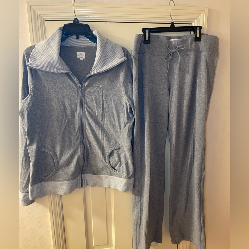 🩶Banana Republic Gray Women's Track Suit🩶